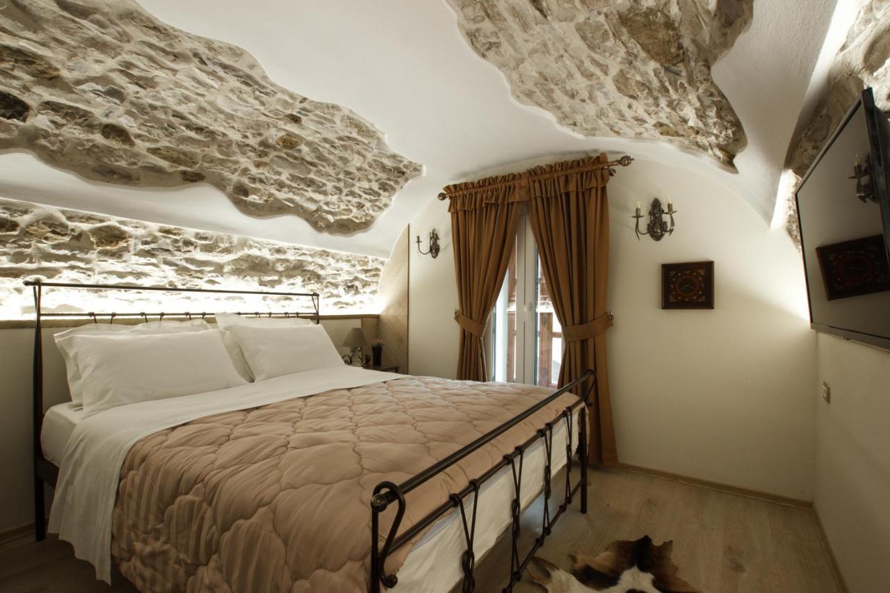 Hotel Ss Kekezi Gjirokaster Ngoại thất bức ảnh