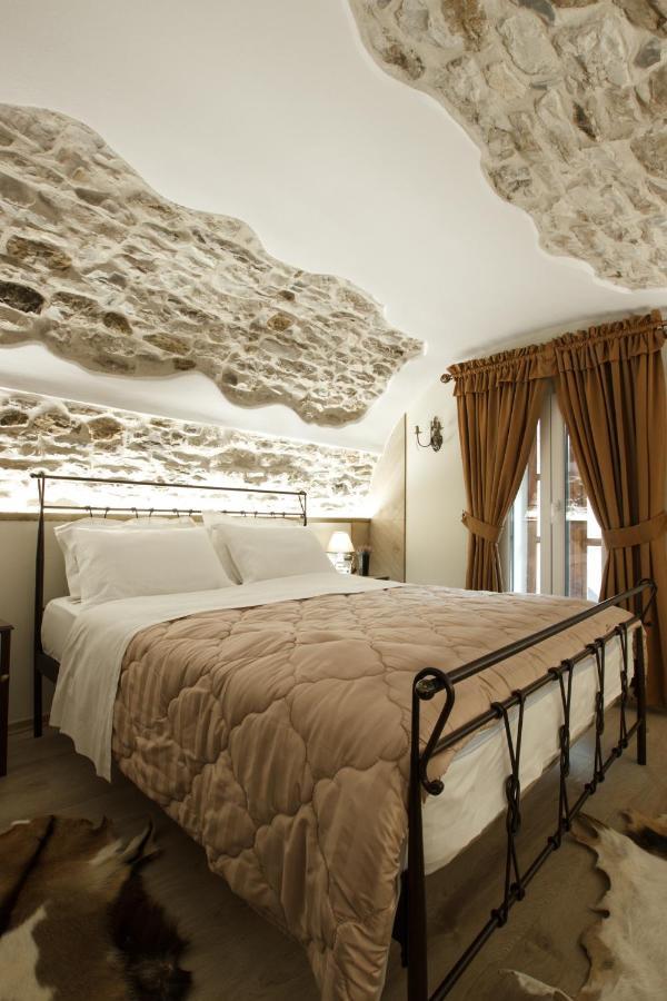 Hotel Ss Kekezi Gjirokaster Ngoại thất bức ảnh